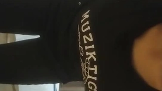 “真实”背着男友约炮的清纯眼镜jk妹妹第一视角