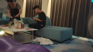 阳光娱乐联盟刚主持完开业典礼就被干得嗷嗷叫