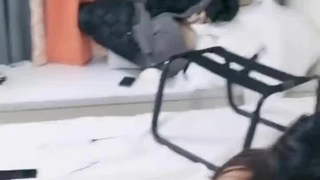 人渣的本愿动漫骚阿姨想我操，下班就来找我