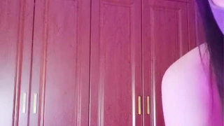 纹身妹子和黑社会大哥，卧室中花样操逼，女上位，后入操白虎穴