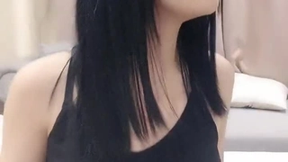 艳艳广场舞榨汁精在家背后入，日常叫声淫荡