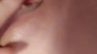 【火爆推荐❤️粉穴降临】多姿火爆流出『高中萝莉外出』