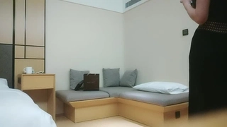 女友蹦迪喝酒又高了，内射惩罚一下