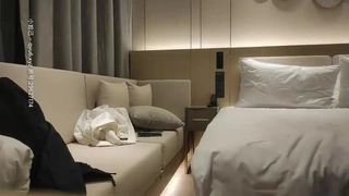 王蛇帝国40岁丰满大屁股熟女偷情，性欲非常大，胸大屁股肥，操起来太爽了